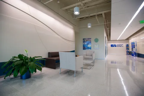 SC1B EA Lobby (1)