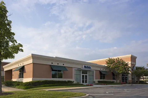 BH6 NAVA Retail Exterior (2)