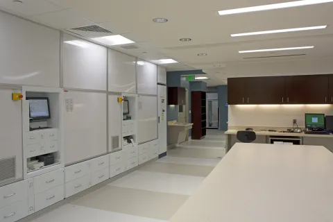 MCS GBMC Pharmacy Interior (25)
