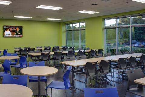 RW1 Direct Energy Solar Breakroom (4)
