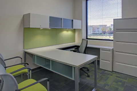 AB8 GEICO Private Office