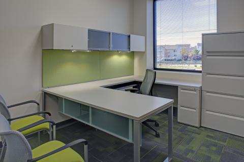 AB8 GEICO Private Office