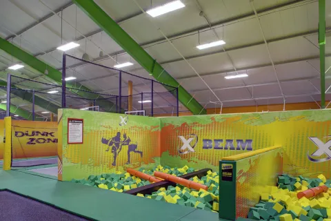 SK8 Rockin' Jump Interior (26)
