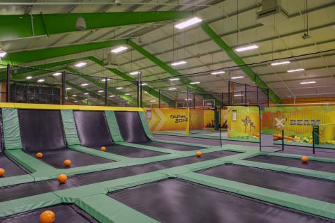 SK8 Rockin' Jump Interior (14)