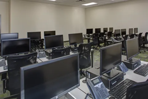 AB8 GEICO Training Room (1)