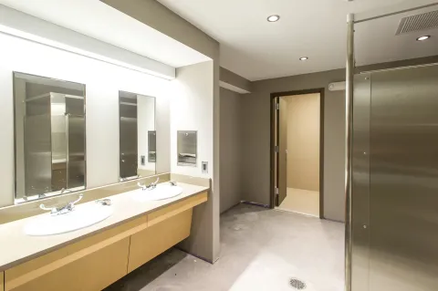 MCS ZeroFox Restroom (8)