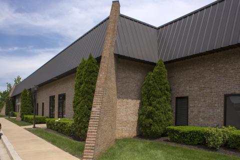 EL2 Eldersburg Business Center Exterior (4)