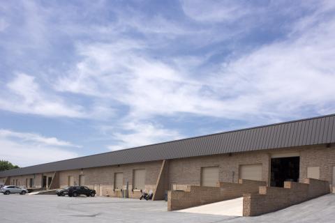 EL2 Eldersburg Business Center Exterior (22)