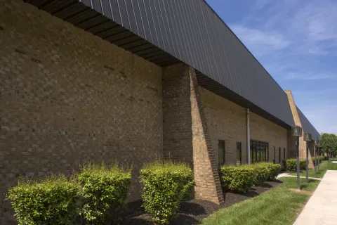 EL1B Eldersburg Business Center Exterior (8)