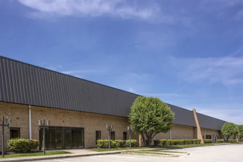 EL1B Eldersburg Business Center Exterior (4)