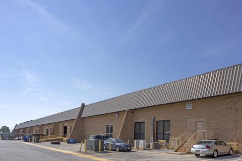EL1 Eldersburg Business Center Exterior (5)