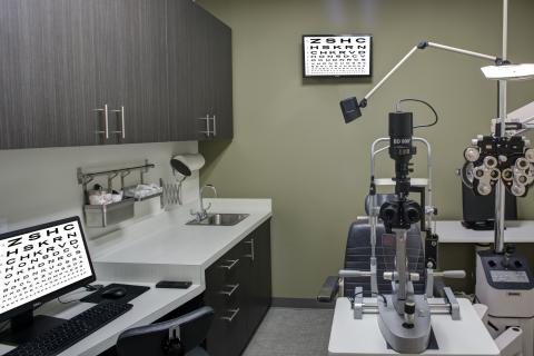MCS Crofton Family Eye Care Interior (14)