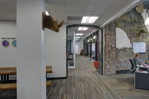 HA1 JellyFish Interior Office (22)