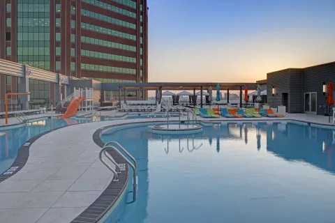 Merritt Clubs Canton