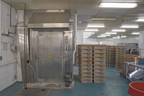 058E Beltway Business Community Interior (2)