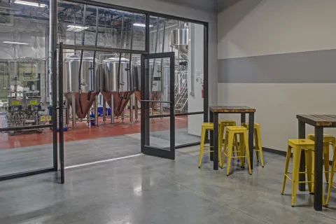 AB9 House 6 Brewing Company Interior (18)