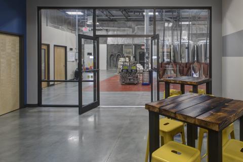 AB9 House 6 Brewing Company Interior (17)