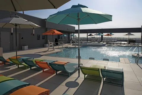 Merritt Clubs Canton