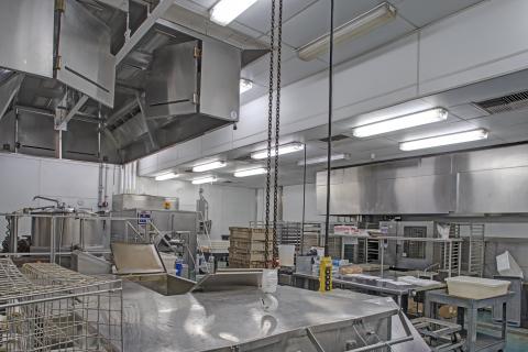058E Beltway Business Community Interior Kitchen (22)
