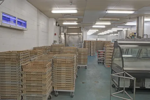 058E Beltway Business Community Interior (3)