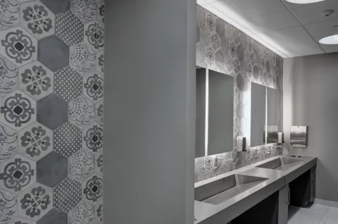 RR2 Owings Mills Corporate Campus Restroom (4)