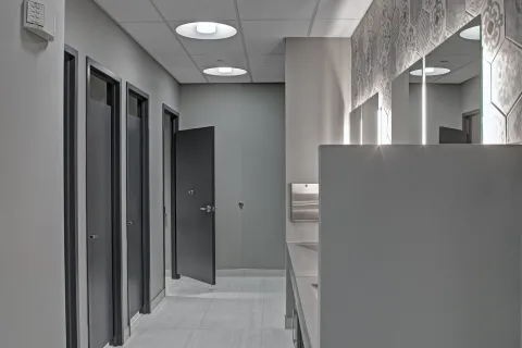 RR2 Owings Mills Corporate Campus Restroom (8)