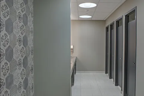 RR2 Owings Mills Corporate Campus Restroom (1)
