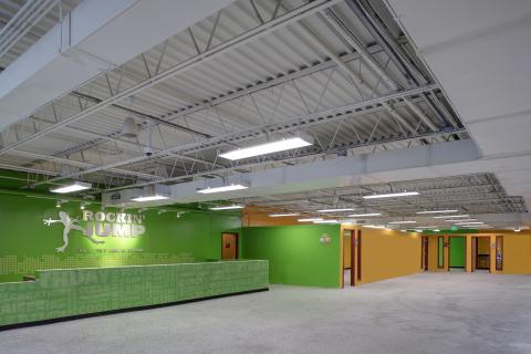 SK8 Suite 8855 Interior (19)