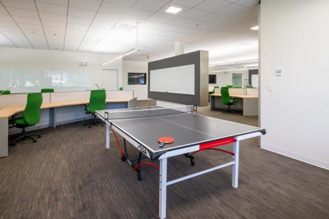 LS8 Neustar Office (7)