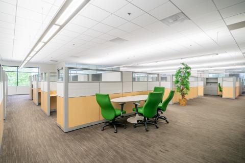 LS8 Neustar Office (5)