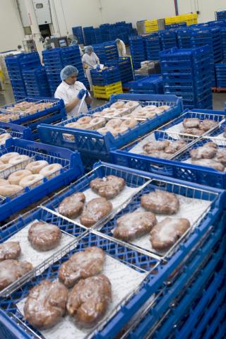 MB1 Bakery Express Interior (2)