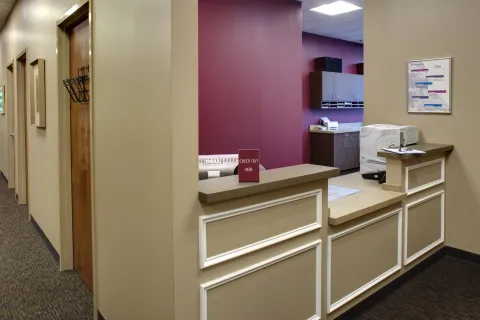 MR2 Seton Medical Lobby (4)