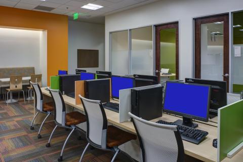 MCS University of Phoenix Interior (7)