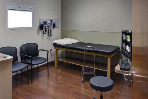 MCS GBMC Center for Neurology Interior (12)