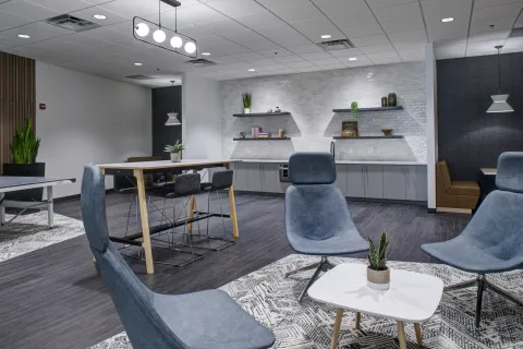 Ashbrook 6 Lounge