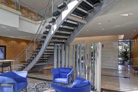 BH5 Columbia Corporate Park 8890 McGraw Road Interior Lobby 24