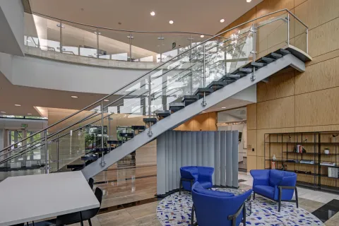 BH5 Columbia Corporate Park Interior Lobby 36