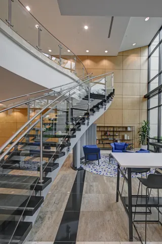 BH5 Columbia Corporate Park Interior Lobby 39