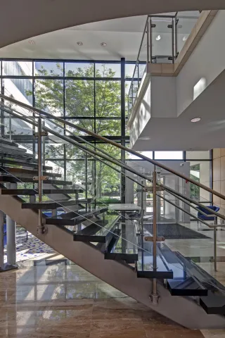 BH5 Columbia Corporate Park 8890 McGraw Road Interior Lobby 45
