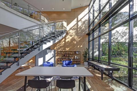 BH5 Columbia Corporate Park 8890 McGraw Road Interior Lobby 55