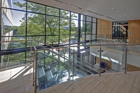 BH5 Columbia Corporate Park 8890 McGraw Road Interior Lobby 58