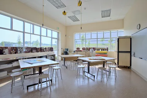 EL5 Friendship School Classroom (4)
