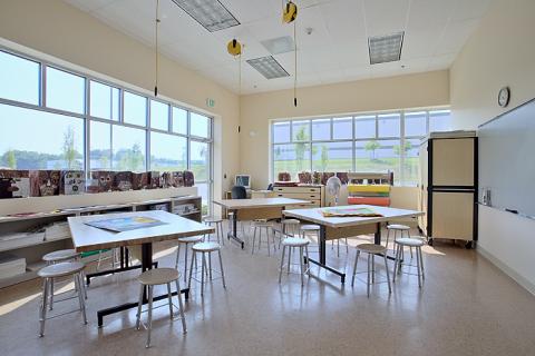 EL5 Friendship School Classroom (4)