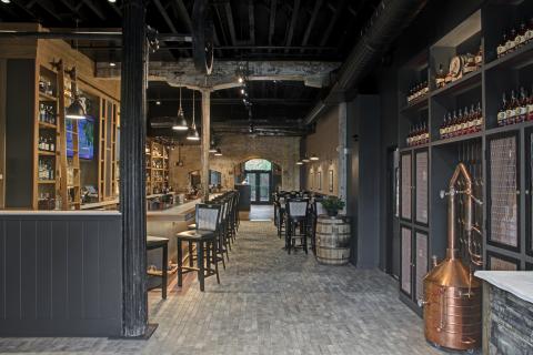 FF1 Copper Shark Restaurant Bar (1)