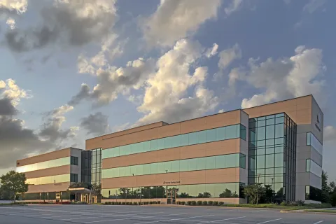 HF4 CCP 6031 University Boulevard Exterior Twilight (1)