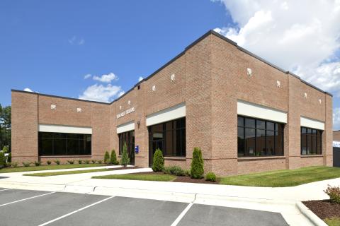 IB Merritt TW Crossing Exterior (13)