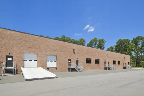 IB Merritt TW Crossing Exterior (28)
