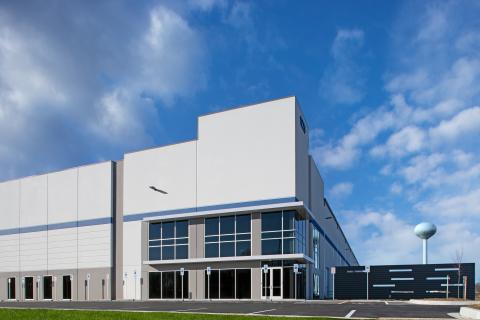 MMTL1 Tower Logistics Business Center-Exterior (1)