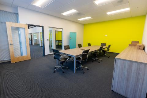 Qb1 Qb2  Merritt Business Park at Quantico Corporate Center Interior conference room (3)