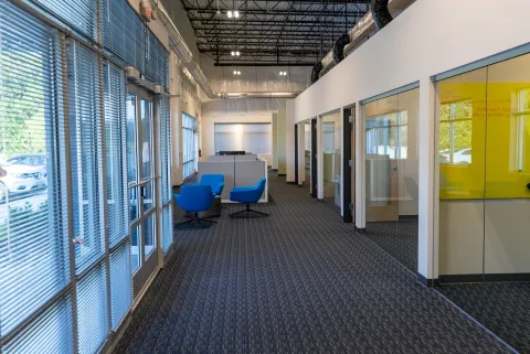 Qb1 Qb2  Quantico Interior entrance lobby (3)